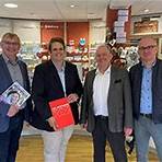 CDU-Europawahl-Kandidatin besucht Coesfelder Apothekerschaft �Wenn ein Kaugummi teurer ist als zehn Tabletten, dann l�uft irgendetwas schief!�