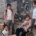 Bill Skarsgård, Wyatt Oleff, Jeremy Ray Taylor, Finn Wolfhard, and Jack Dylan Grazer in It (2017)