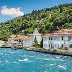 Bosporus 8. Bosphorus Strait Der Bosporus ist eine natürliche Wasserstraße, die das Schwarze Meer mit dem Marmara-Meer verbindet. Jährlich passieren fast 50.000 Schiffe die Meeresenge zwischen dem europäischen und asiatischen…
