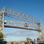 2. Aerial Lift Bridge Originally constructed in 1905 as an aerial lift, this unusual elevator bridge is 386 feet long and spans the canal entrance to Duluth Harbor.