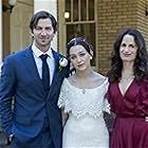 Michiel Huisman, Elizabeth Reaser, and Victoria Pedretti in The Haunting of Hill House (2018)