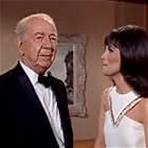 Marlo Thomas and Cecil Kellaway in That Girl (1966)
