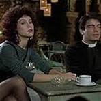 Jennifer Tilly and Peter Gallagher in High Spirits (1988)