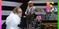 Elton John - Step Into Christmas (Gilbert O’Sullivan Show, 1973)