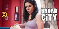 Broad City - Hack Into Broad City - Getting a Stain Out - Uncensored