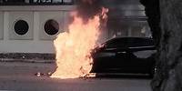 Feuerwehr Einsätze, Auto brennt aus, Fahrzeugbrand (Video)