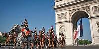 [Composition 1] "Parades et Fanfare de la Garde Républicaine (Française) à cheval"