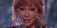 Reba sings her NEW song! 😱 @NBC #thevoice #rebamcentire