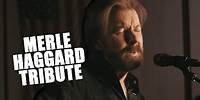 Ronnie Dunn Tributes Merle Haggard - That's the Way Love Goes (Live)