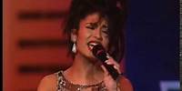 Selena performing No Me Queda Mas at the 14th Annual Tejano Music Awards [Live]