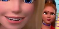 ¡BARBIE CONSIGUE UN ASCENSO! 🎭 Barbie Y Barbie En El set | #Barbie Latinoamérica