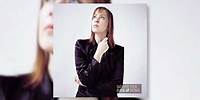 Suzanne Vega - Luka (Spanish Version) [Close-Up Extras Version - Official Audio]