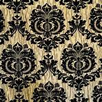 What is damask print?3