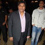 johnny lever wikipedia wife and children pictures free2
