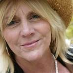 Is Pegi Young still alive?2