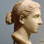 Cleopatra V Trifena1