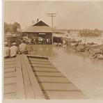 What was the impact of the Great Mississippi River flood?1