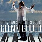 Thirty-Two Short Films About Glenn Gould4