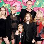 Dean McDermott4