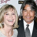 What happened to Olivia Newton-John's ex?1