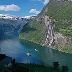 What to do on the Geiranger Road in Norway?4