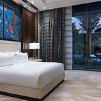 what are the best hotels by hilton in vegas3