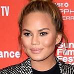 How did Chrissy Teigen become a model?2