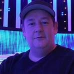 When did Johnny Vegas become a comedian?2