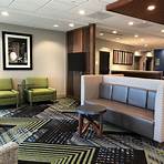 Holiday Inn Express & Suites Milwaukee - Brookfield Brookfield, WI1