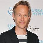 How old was Steven Mackintosh when he started acting?2