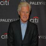 How did Keith Morrison become a journalist?2