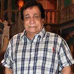 Kader Khan4