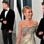 colin jost and scarlett johansson wedding pictures1