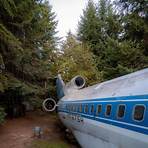 bruce campbell airplane home in oregon4