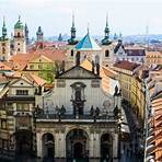 what are the physical attractions and landmarks of prague city4