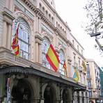 what is the name of the palace in spain tourist attractions barcelona2