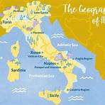 where is the northern part of italy located in the middle3