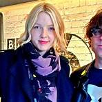 What song does Ryan Adams perform for Lauren Laverne?1