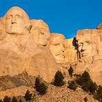 what is the history behind mount rushmore park3