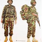 What does the Kenya Army wear?2