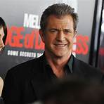 Did Robyn & Mel Gibson get divorced?1