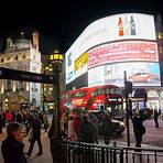 piccadilly circus london facts4