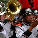 How do college marching bands with trombones pass through?2