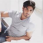 ahan shetty wiki4