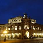 why should you visit the semperoper opera house best3