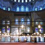 what makes the sultan ahmed mosque a beautiful mosque of america2