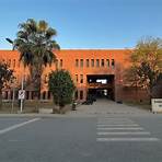 Universidad de California en Santa Bárbara4