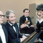Where did André Previn live?3
