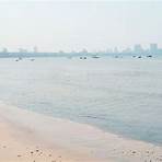 What is Mumbai famous for?4