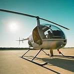 does american helicopters offer flight training service in english3